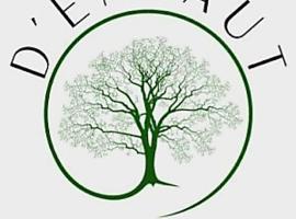 Tentes suspendues D'En Haut, camping de lujo en Friaudour