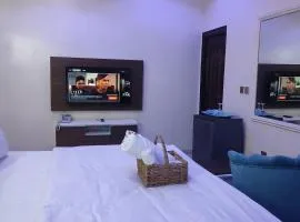 Uyi Grand Apartment