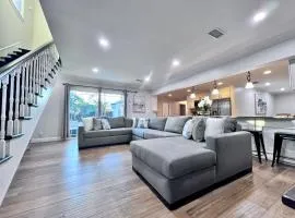 Spectacular 5 Bedroom, 4 Bath Pool Home Near Disney