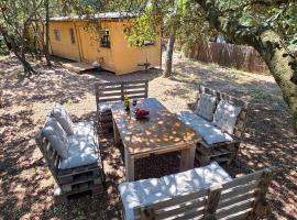 La cabane - Nature et Spa, hotel en Aurons