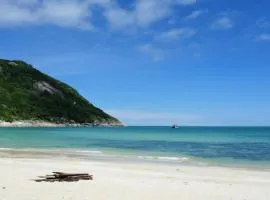 Bottle Beach 2 Bungalows