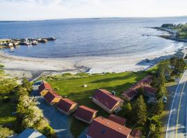 Hunts Point 2-BR Coastal Retreat - Cottage # 1, hotel v destinaci Summerville Centre