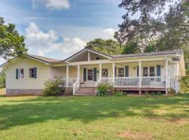 7 Mi to Center Hill Lake Spacious Sparta Home!