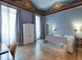 Grand Hotel Della Posta, hotel em Sondrio