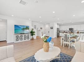 Spacious 5BR Getaway w Game Room & Modern Comfort, hotel in Fontana