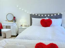 拾月頭城無邊際泳池溫泉房, hotel in Toucheng