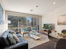 Stylish Curtin Stay with Balcony Views