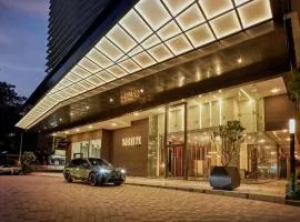 Societe Suites by Lubar
