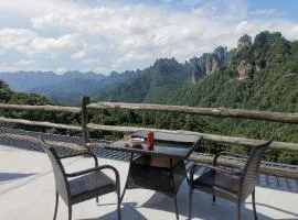 PeakMist Retreat Inside ZhangJiaJie Forest Park