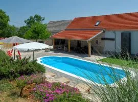 Cozy Home In Imotski With Wifi