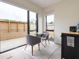 Your Modern Private Room Awaits in Westgate