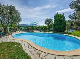 Nice Home In Sarrians With Wifi