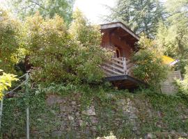 le refuge des pots rouges, hotell i Cros