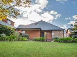 Pelican Cottage