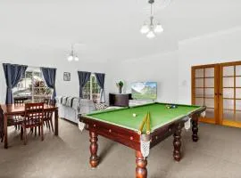 Loftus Spacious Getaway
