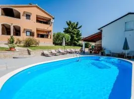 Holiday Home Koromani V