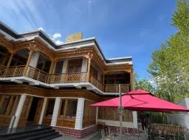Nubra House