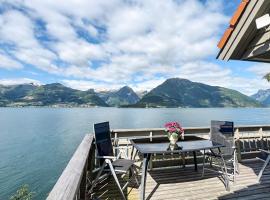 6 person holiday home in Leikanger, hotel in Leikanger