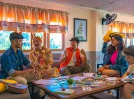The Hosteller Mussoorie, Mall Road
