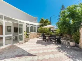 Villa Lina by BarbarHouse