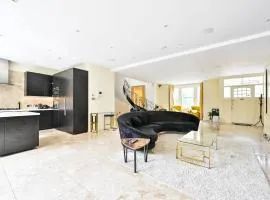 Luxury London House
