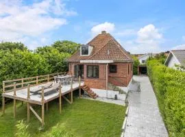 3 Bedroom Lovely Home In Ærøskøbing