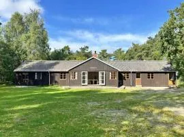 Perfect Holiday Home For Large Families