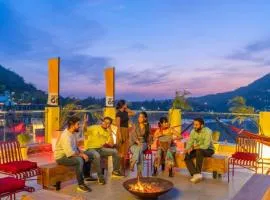 The Hosteller Rishikesh, Ganges