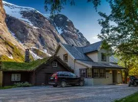Lunde Turiststasjon