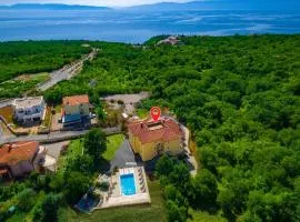 Awesome Apartment In Kostrena