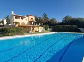 Villa Almy - shared pool with 1 house
