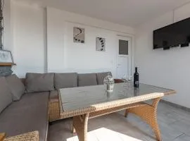 1 Bedroom Gorgeous Apartment In Pag