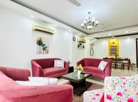 BluO 3BHK Safdarjung Enclave, Lift & Terrace Garden