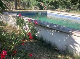 Bergerie d'Alivon en Camargue, Hotel in Arles