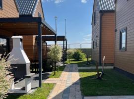 Domki Rewal kalimera-sun, σαλέ σε Rewal