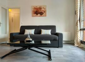 Budget apart with balcony，位于圣但尼的酒店