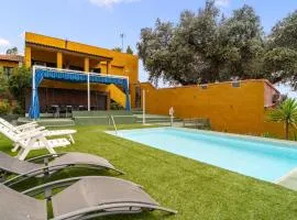 Gorgeous Home In Castillo De Las Guarda