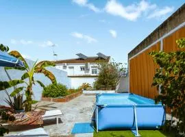 Amazing Home In El Pedroso With Wifi
