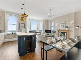 The Gatsby - Remarkable Seafront Stay in Worthing