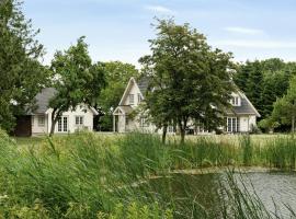 Guest House By Lake And Forest, hotell sihtkohas Nakskov