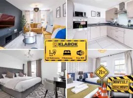 Four Bedroom Semi Detached House By Klarok Accommodation Peterborough With Free Parking & Garden