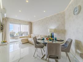 Poolside Escape - airco & heated pool, hotelli Adejessa