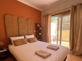 Cosy room with bathroom and private access