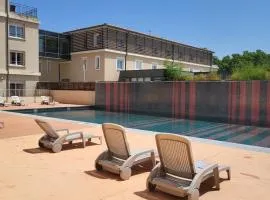 Studio - Piscine, proche du golf