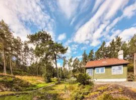 Amazing Home In Tørvikbygd With Wifi