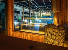 Old Tree Home & Restaurant, hotel in Oświęcim