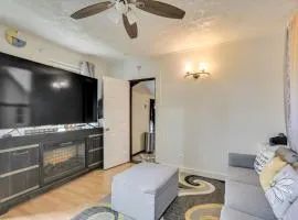 6 Mi to Boston Common Apt in Medford!