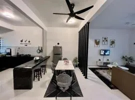 Elvina Homestay - Nearby Airport & Beaches