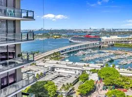 Sunset Waterview Oasis Studio