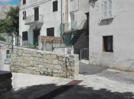 Charmante maison avec vue sur la montagne à Albertacce